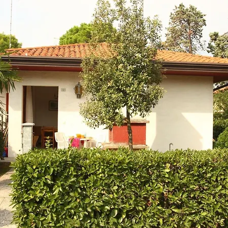 With Private Garden In - Beahost Apartment *